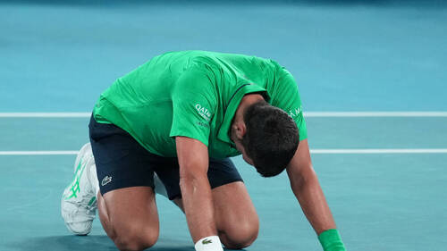 Face à Alcaraz, Djokovic touche son rêve du doigt