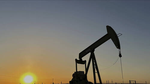 USA: les stocks commerciaux de pétrole repartent à la baisse