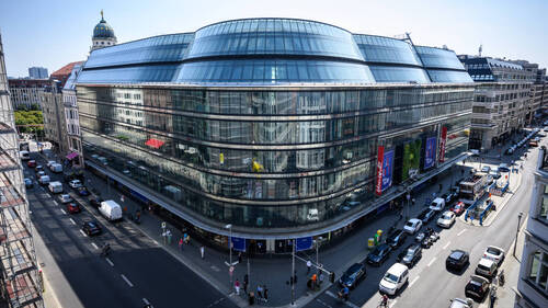 Les Galeries Lafayette visent le toit du monde en 2030