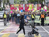 Des contre-manifestants retardent la "marche pour la vie" à Zurich
