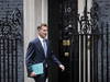 Londres dévoile un budget de rigueur malgré la récession en cours