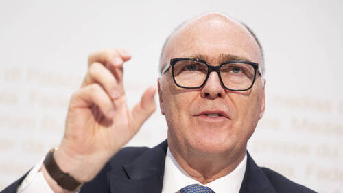 Relèvement de la TVA pour l'armée maintenu malgré les critiques