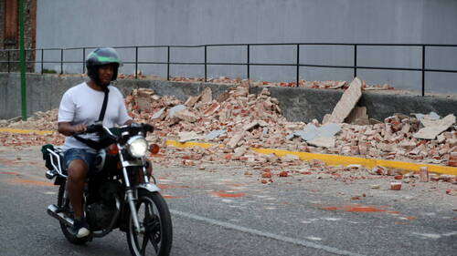 Séisme au Venezuela: des immeubles effondrés à Caracas
