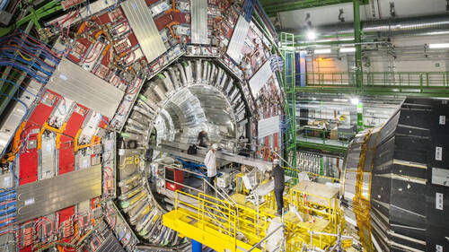 CERN: coup de projecteur sur la structure de particules "exotiques"