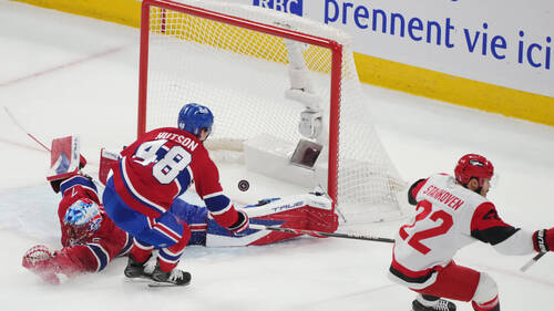 Carolina à deux doigts de la finale de la Coupe Stanley