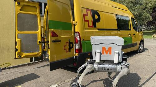 La Poste teste l'utilisation de robots pour la livraison de colis