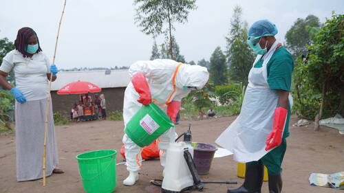 L'épidémie d'Ebola franchit le cap des 2000 morts en RDC