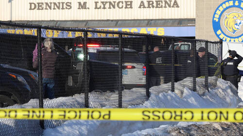 Deux morts après des tirs dans une patinoire aux Etats-Unis