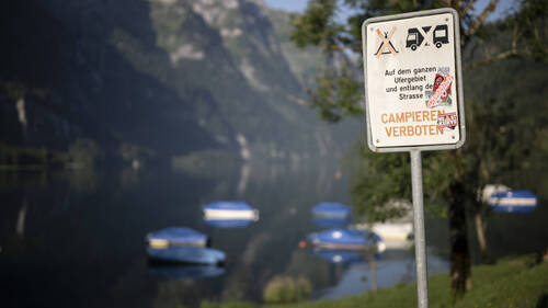 Le camping sauvage en Suisse obéit à des règles strictes