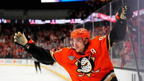 Leo Carlsson, l'homme qui vaut 18 millions, reste à Anaheim