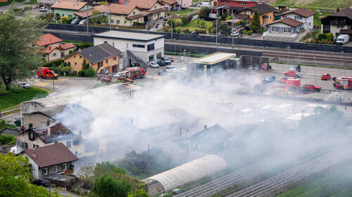 Un important incendie touche la commune de Saxon (VS)