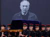 Hommage au peintre Pierre Soulages, maître de "l'outrenoir"