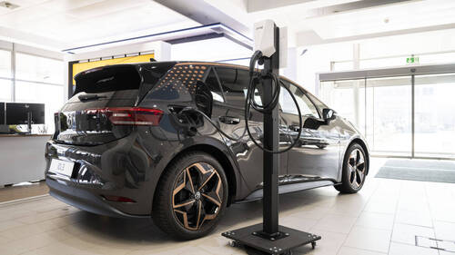 Amag réhausse son chiffre d'affaires 2025 dans un marché morose