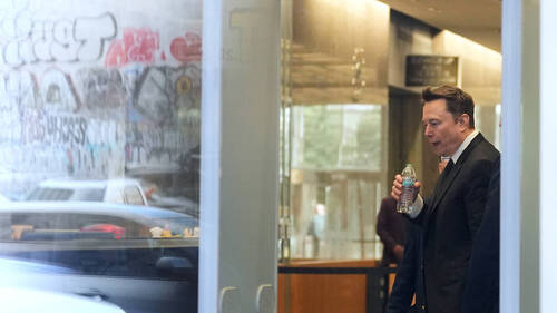 Rachat de Twitter: Musk a trompé des actionnaires, juge un jury