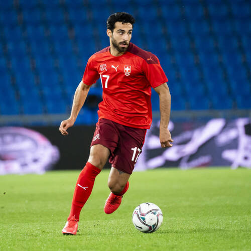 Eray Cömert signe à Valence