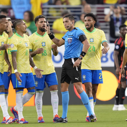 Le Brésil bute sur la Colombie et affrontera l'Uruguay en quart