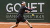 Djokovic poursuit sa route, mais pas Fritz