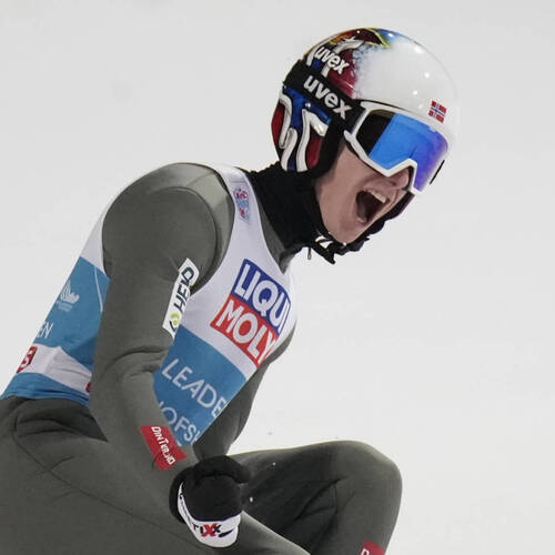 Granerud gagne la Tournée des quatre tremplins