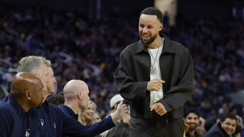 NBA: Stephen Curry  de retour après deux mois d'absence