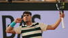 Alcaraz malmené par Dzumhur mais passe en 8es