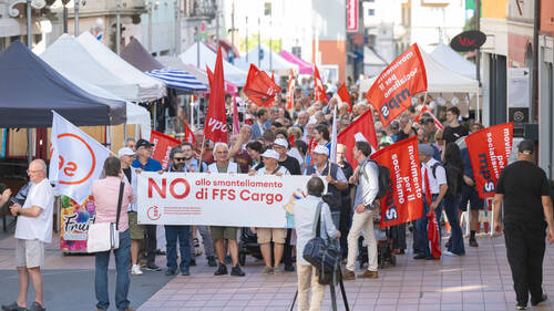 Manifestation à Chiasso contre le "démantèlement" de CFF Cargo