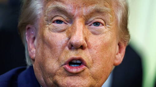 Un juge invalide des restrictions de Trump à l'immigration légale