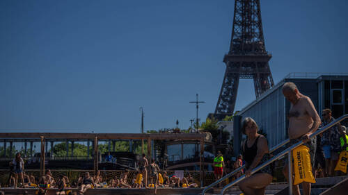 A Paris, la baignade dans la Seine fait son retour pour l'été