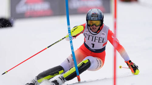 Slalom de Courchevel: Holdener pour un podium?
