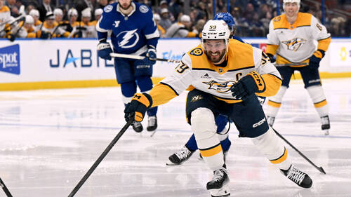 Nashville perd un match clé et Roman Josi