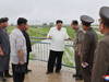 Après la tempête, Kim blâme les autorités locales pour les dégâts