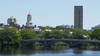 Harvard conteste en justice l'interdiction des étudiants étrangers