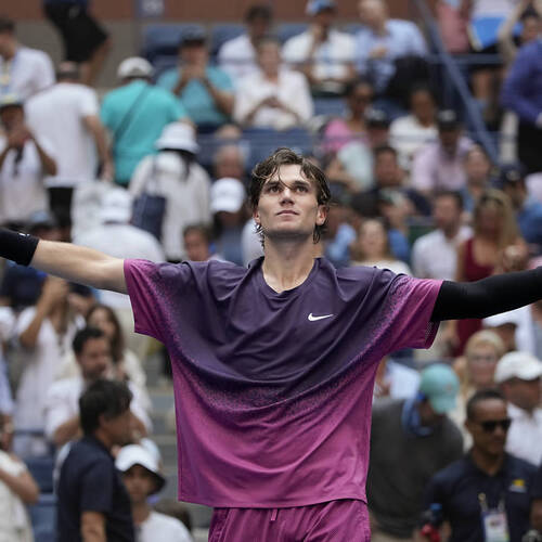 Draper bat De Minaur et jouera sa première demie en Grand Chelem