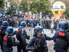 Manifestation à Paris: un homme émasculé après un coup de matraque