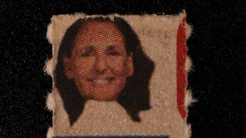 Zurich: des cachets de LSD portant le visage de Jacqueline Badran