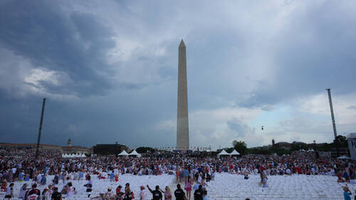 USA: place évacuée, discours de Trump menacé par un orage