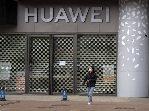 Le Canada bannit le géant chinois Huawei du réseau 5G