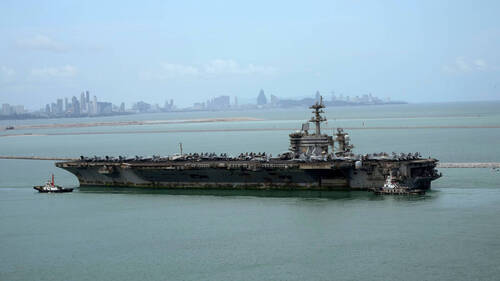 Après neuf mois en mer, l'USS Lincoln arrive en Thaïlande