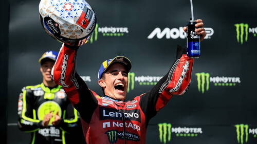Marc Marquez remporte le Grand-Prix devant Ogura et Bagnaia