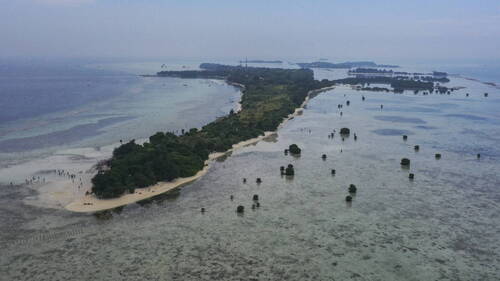 Un tribunal zougois accepte une plainte climatique contre Holcim