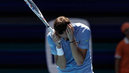 Monte-Carlo: Medvedev balayé d'entrée par Berrettini