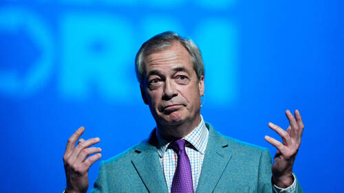 Nigel Farage sous pression face à des accusations de racisme