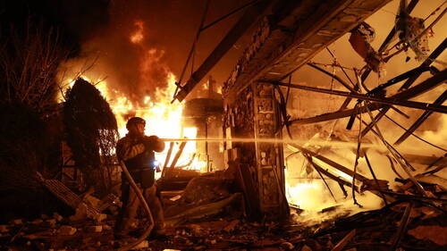 Des frappes russes sur le sud de l'Ukraine font un mort