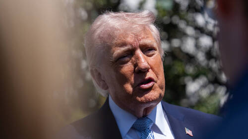 Iran: "Une civilisation entière va mourir ce soir", assène Trump