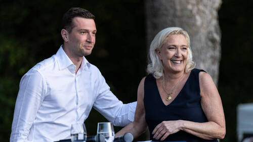 France:Marine Le Pen maintient "totalement" sa confiance à Bardella