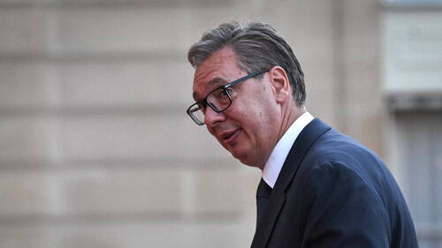 Le président serbe Aleksandar Vucic annonce sa démission