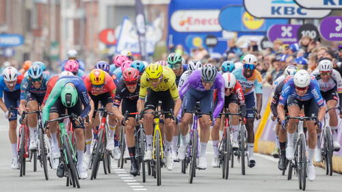 In Flanders Fields: Jasper Philipsen vainqueur au sprint