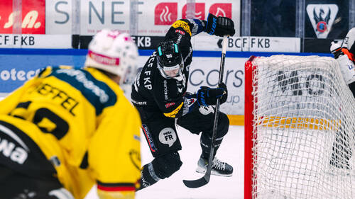 Fin de match folle à Fribourg, Genève bat le leader