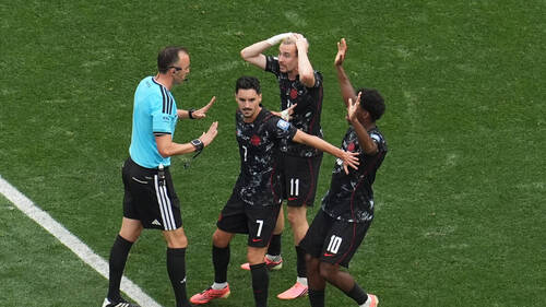 Un arbitre portugais pour Argentine - Suisse