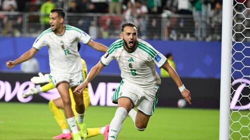 L'Algérie s'impose sans briller et grâce à deux corners