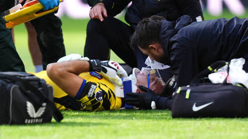 Mâchoire fracturée pour Emiliano Martinez